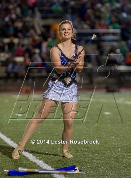 Thumbnail 3 in Yoakum vs. Cuero 4A D2 Regional photogallery.