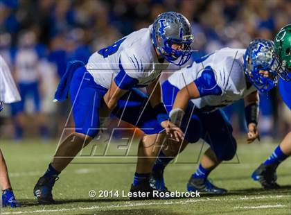 Thumbnail 2 in Yoakum vs. Cuero 4A D2 Regional photogallery.