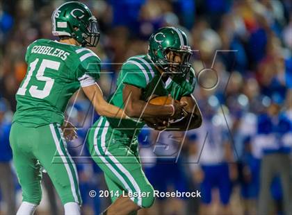 Thumbnail 3 in Yoakum vs. Cuero 4A D2 Regional photogallery.