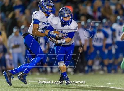Thumbnail 3 in Yoakum vs. Cuero 4A D2 Regional photogallery.