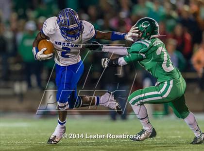 Thumbnail 2 in Yoakum vs. Cuero 4A D2 Regional photogallery.