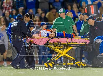 Thumbnail 1 in Yoakum vs. Cuero 4A D2 Regional photogallery.