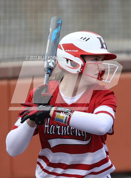 Thumbnail 2 in Grand Saline vs Harmony photogallery.