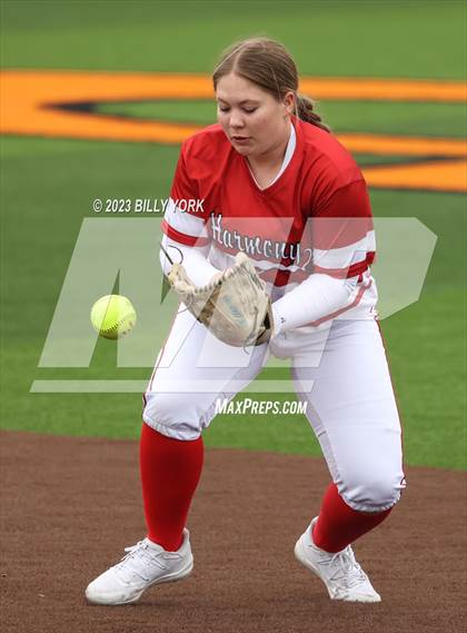 Thumbnail 3 in Grand Saline vs Harmony photogallery.