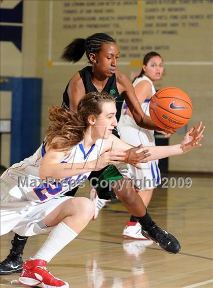 Thumbnail 1 in El Camino vs. Reno (Trojan Toss-Up) photogallery.