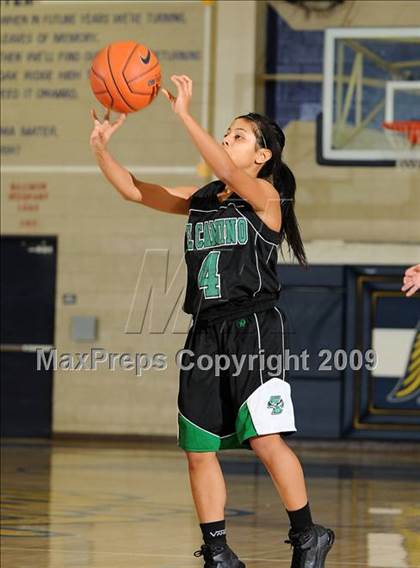 Thumbnail 1 in El Camino vs. Reno (Trojan Toss-Up) photogallery.