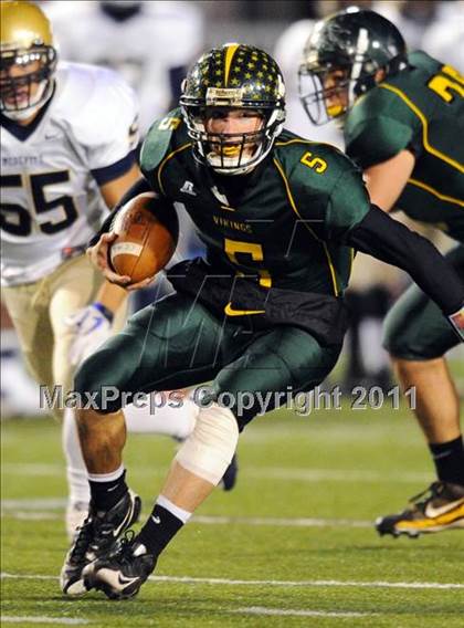 Thumbnail 2 in Allentown Central Catholic vs. Bishop McDevitt (PIAA Class AAA Final) photogallery.