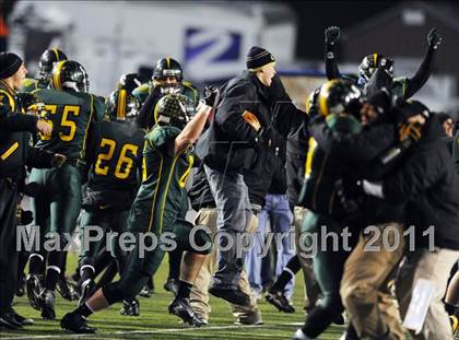 Thumbnail 1 in Allentown Central Catholic vs. Bishop McDevitt (PIAA Class AAA Final) photogallery.
