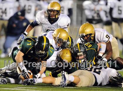 Thumbnail 1 in Allentown Central Catholic vs. Bishop McDevitt (PIAA Class AAA Final) photogallery.