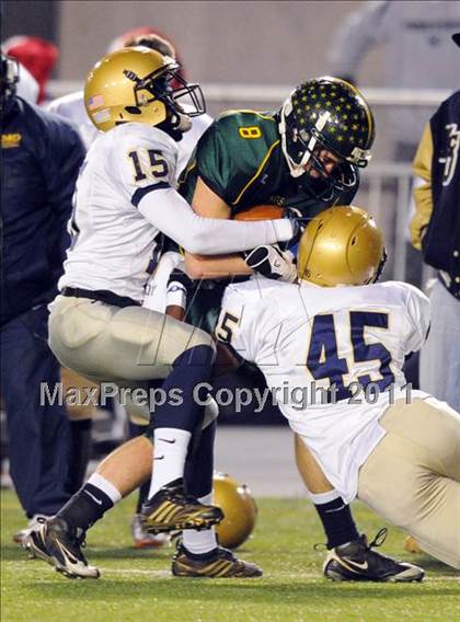 Thumbnail 2 in Allentown Central Catholic vs. Bishop McDevitt (PIAA Class AAA Final) photogallery.