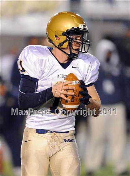 Thumbnail 3 in Allentown Central Catholic vs. Bishop McDevitt (PIAA Class AAA Final) photogallery.