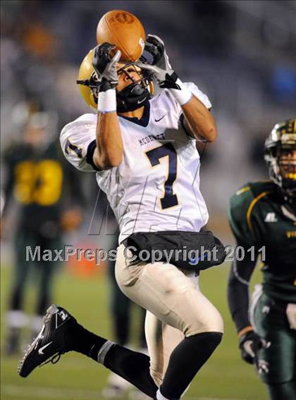 Thumbnail 1 in Allentown Central Catholic vs. Bishop McDevitt (PIAA Class AAA Final) photogallery.