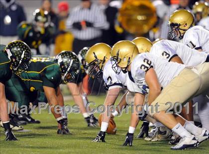 Thumbnail 1 in Allentown Central Catholic vs. Bishop McDevitt (PIAA Class AAA Final) photogallery.