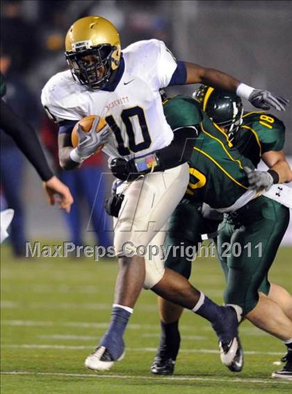 Thumbnail 1 in Allentown Central Catholic vs. Bishop McDevitt (PIAA Class AAA Final) photogallery.