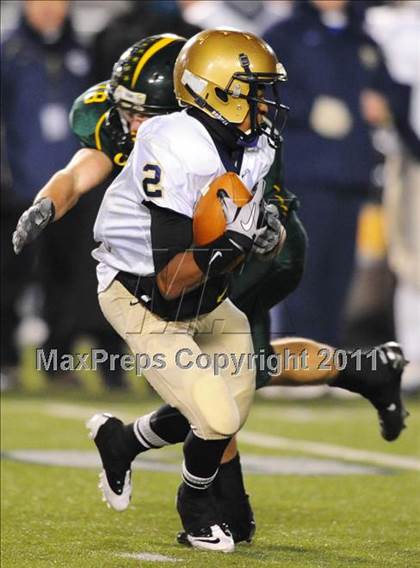 Thumbnail 2 in Allentown Central Catholic vs. Bishop McDevitt (PIAA Class AAA Final) photogallery.