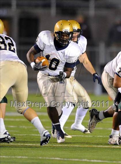 Thumbnail 3 in Allentown Central Catholic vs. Bishop McDevitt (PIAA Class AAA Final) photogallery.