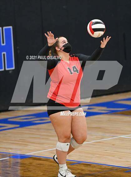 Thumbnail 2 in Brighton vs. Monarch (CHSAA 5A Region 9) photogallery.