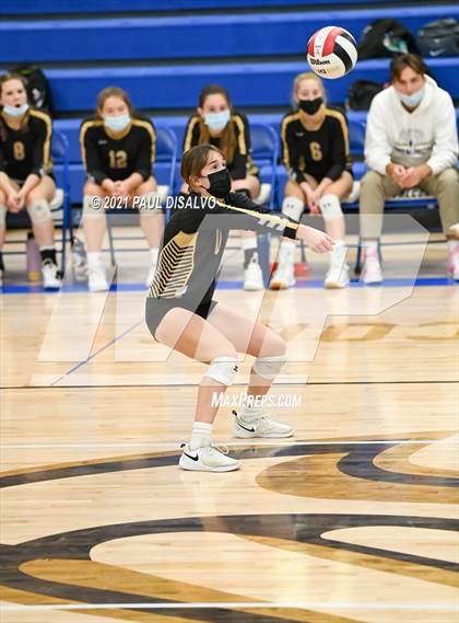 Thumbnail 2 in Brighton vs. Monarch (CHSAA 5A Region 9) photogallery.