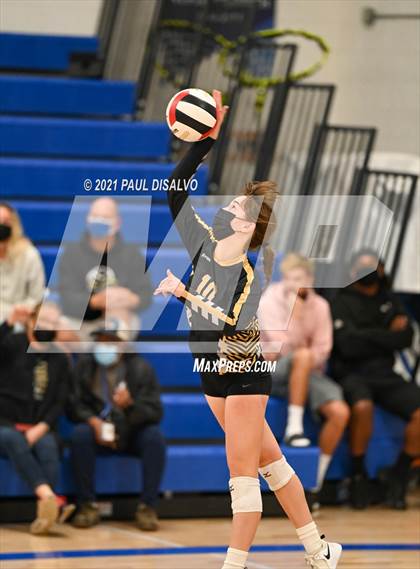Thumbnail 2 in Brighton vs. Monarch (CHSAA 5A Region 9) photogallery.