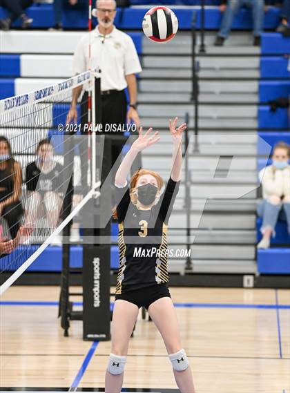 Thumbnail 2 in Brighton vs. Monarch (CHSAA 5A Region 9) photogallery.