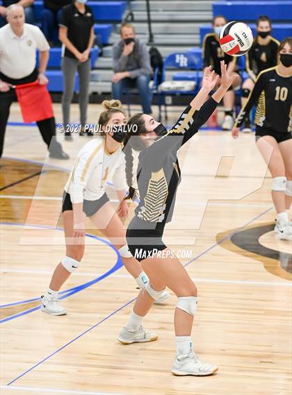 Thumbnail 1 in Brighton vs. Monarch (CHSAA 5A Region 9) photogallery.