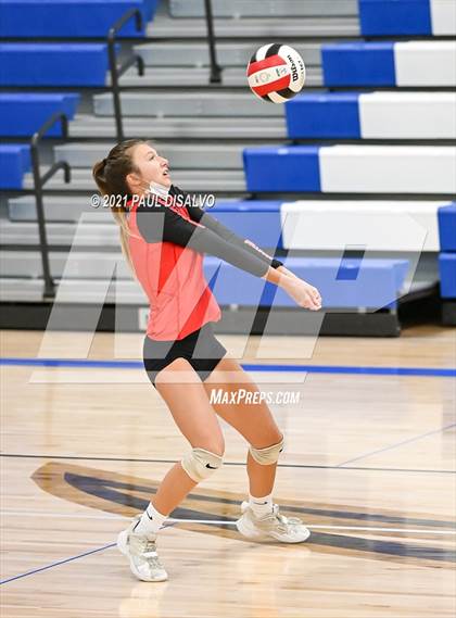 Thumbnail 3 in Brighton vs. Monarch (CHSAA 5A Region 9) photogallery.