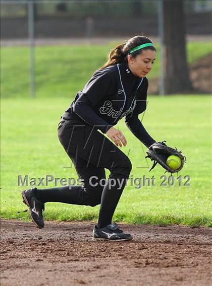 Thumbnail 2 in Vista del Lago vs. Granite Bay (Stephanie LeDoux Tournament) photogallery.