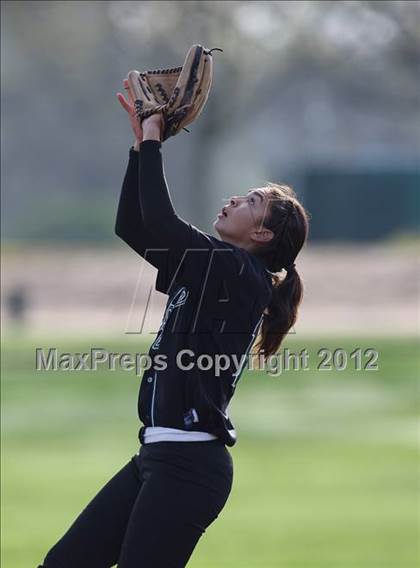 Thumbnail 1 in Vista del Lago vs. Granite Bay (Stephanie LeDoux Tournament) photogallery.