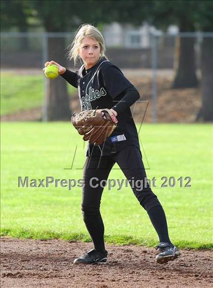 Thumbnail 3 in Vista del Lago vs. Granite Bay (Stephanie LeDoux Tournament) photogallery.