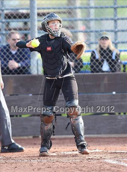 Thumbnail 1 in Vista del Lago vs. Granite Bay (Stephanie LeDoux Tournament) photogallery.