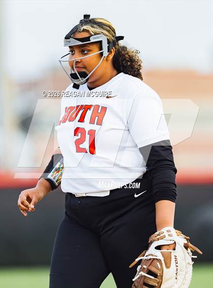 Thumbnail 3 in Thomas Worthington @ Westerville South photogallery.
