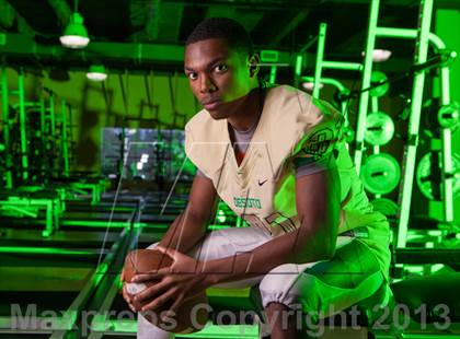 Thumbnail 3 in DeSoto (Preseason Top 25 Photo Shoot) photogallery.