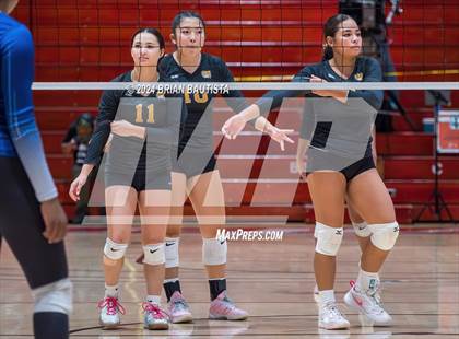 Thumbnail 2 in Hawaii Baptist Academy vs Le Jardin Academy (HHSAA Division 2 Final) photogallery.