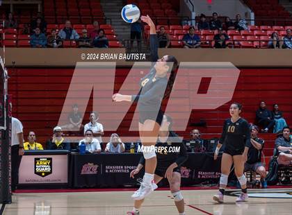 Thumbnail 2 in Hawaii Baptist Academy vs Le Jardin Academy (HHSAA Division 2 Final) photogallery.