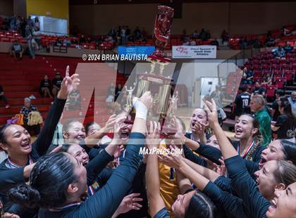 Thumbnail 2 in Hawaii Baptist Academy vs Le Jardin Academy (HHSAA Division 2 Final) photogallery.