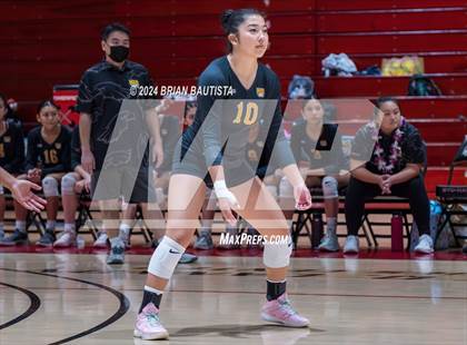 Thumbnail 3 in Hawaii Baptist Academy vs Le Jardin Academy (HHSAA Division 2 Final) photogallery.