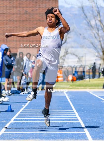 Thumbnail 3 in Fountain-Fort Carson Invitational photogallery.