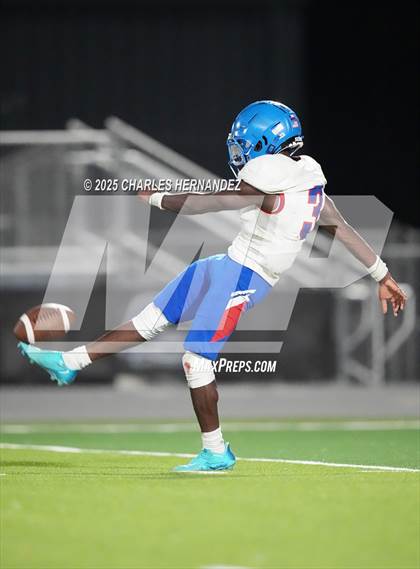 Thumbnail 2 in FR: Hays @ College Station (A Teams) photogallery.