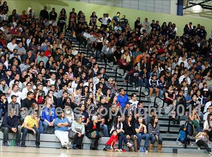 Thumbnail 2 in Chatsworth vs. Garfield (CIF LA City Finals) photogallery.