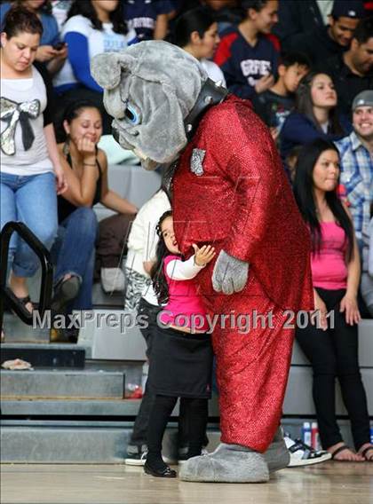 Thumbnail 3 in Chatsworth vs. Garfield (CIF LA City Finals) photogallery.