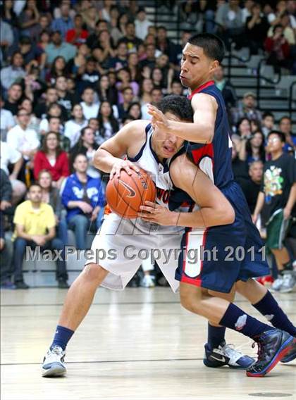 Thumbnail 1 in Chatsworth vs. Garfield (CIF LA City Finals) photogallery.