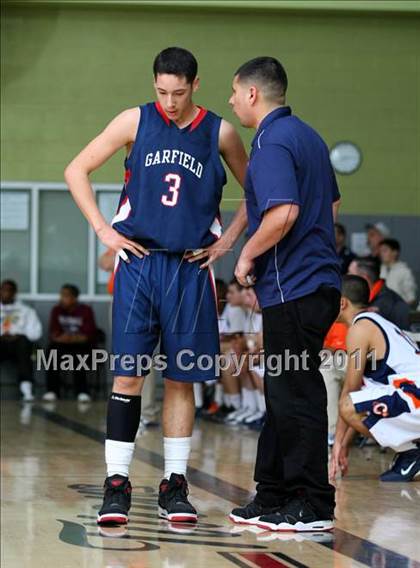 Thumbnail 1 in Chatsworth vs. Garfield (CIF LA City Finals) photogallery.