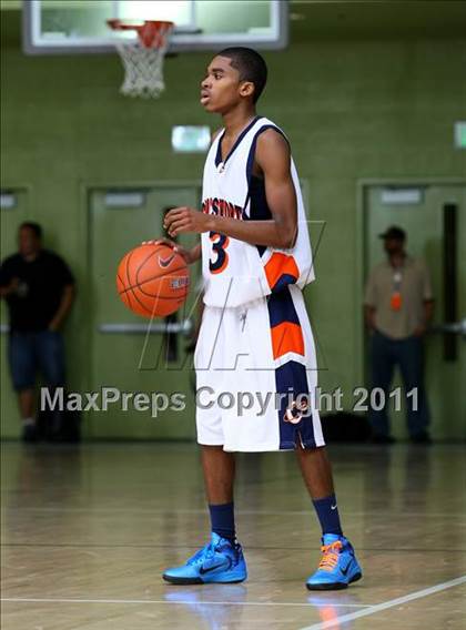 Thumbnail 1 in Chatsworth vs. Garfield (CIF LA City Finals) photogallery.