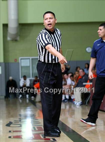 Thumbnail 3 in Chatsworth vs. Garfield (CIF LA City Finals) photogallery.