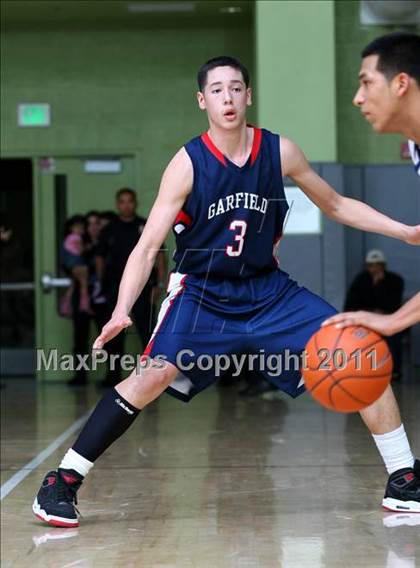 Thumbnail 1 in Chatsworth vs. Garfield (CIF LA City Finals) photogallery.