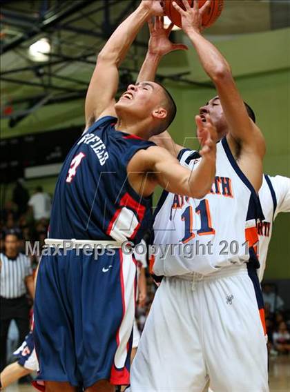 Thumbnail 1 in Chatsworth vs. Garfield (CIF LA City Finals) photogallery.