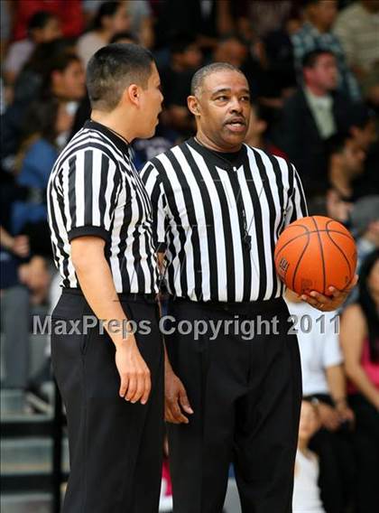 Thumbnail 1 in Chatsworth vs. Garfield (CIF LA City Finals) photogallery.