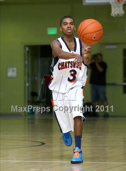 Thumbnail 2 in Chatsworth vs. Garfield (CIF LA City Finals) photogallery.