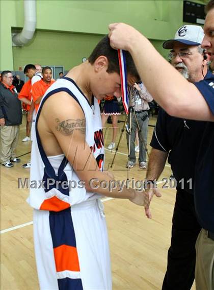 Thumbnail 2 in Chatsworth vs. Garfield (CIF LA City Finals) photogallery.