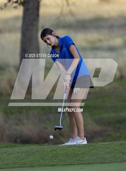 Thumbnail 2 in JV: Rocklin @ Whitney photogallery.